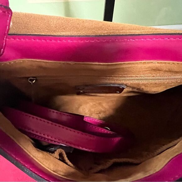 NWT Patricia Nash Fuchsia Elba Flap Convertible Crossbody Distressed Leather - Picture 9 of 13